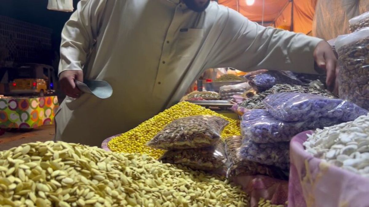 Herat Markets Show Low Turnout and Doubled Fruit Prices Ahead of Eid