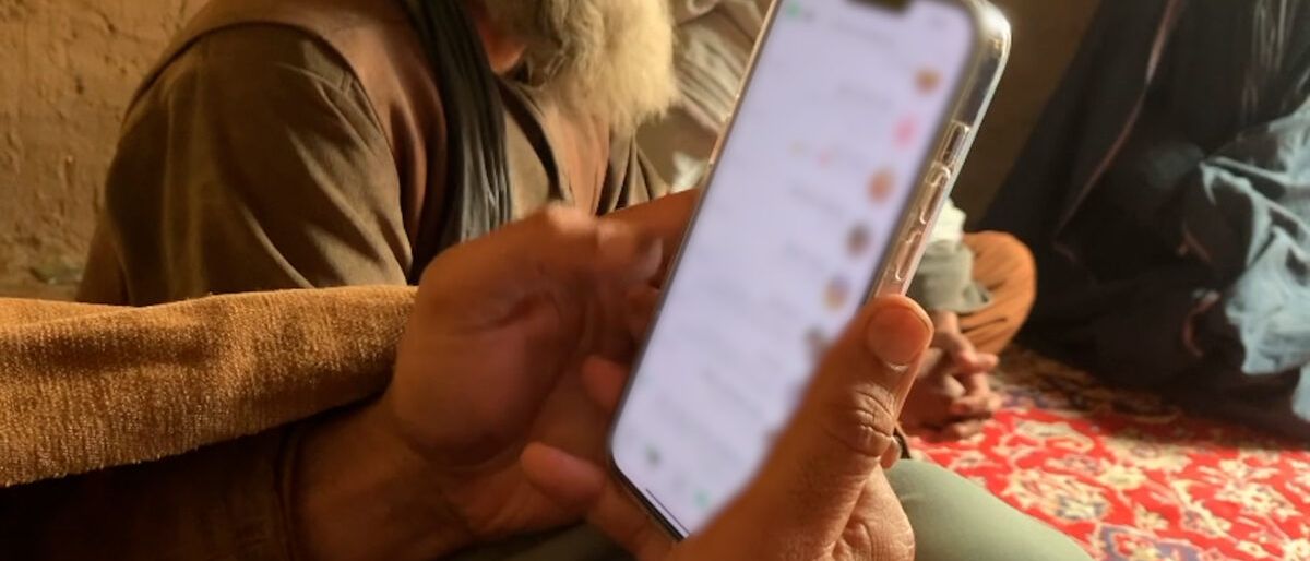 Taliban Bans Smartphone Use in Panjshir Schools