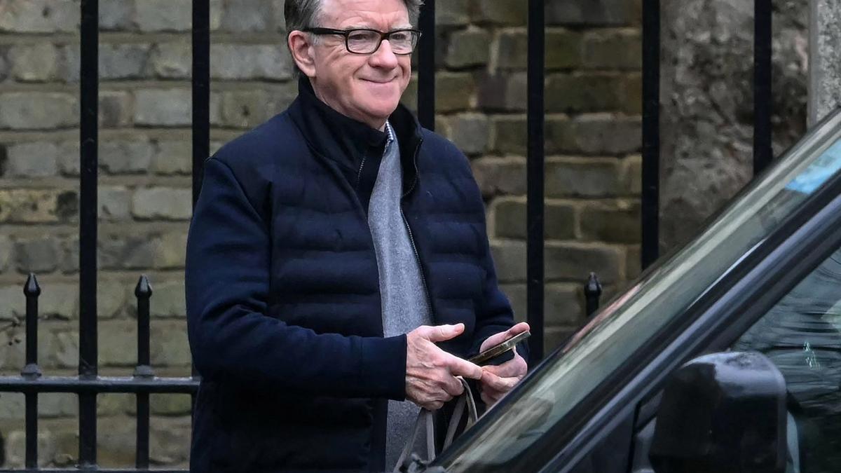 British Police Arrest Former Ambassador Peter Mandelson on Suspicion of Misconduct Linked to Epstein