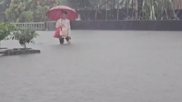 Japan Orders Evacuation of One Million People as Heavy Rain and Storms Disrupt Transport