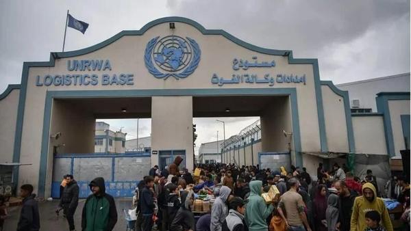 UNRWA: Israel Continues to Block Aid Entry to Gaza
