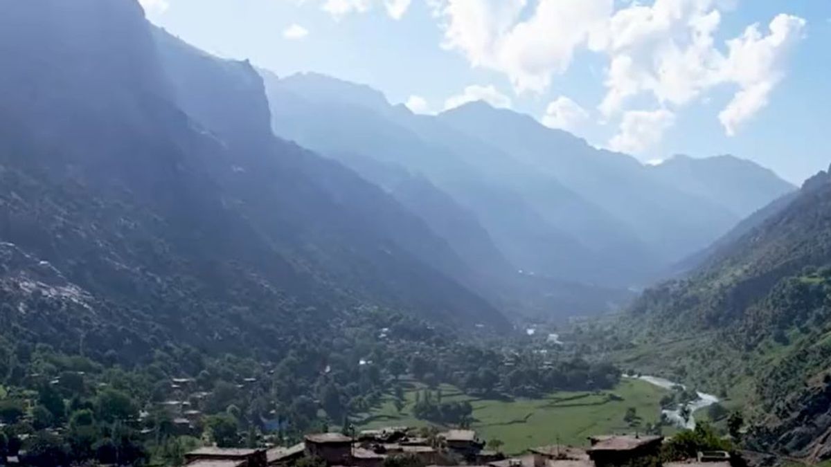 Nearly 100,000 in Nuristan's Kamdesh, Barg-i-Matal Lack Aid Access Due to Cross-Border Shootings