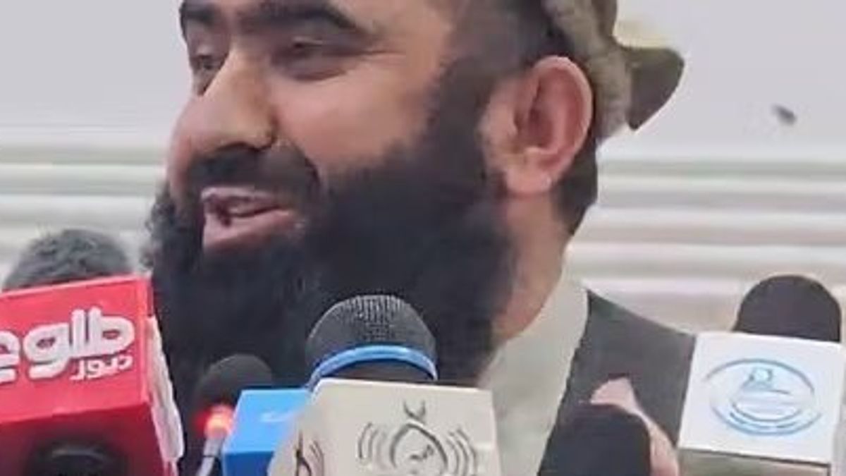 Taliban Helmand Governor Accuses Pakistan of Hypocrisy Amid Border Tensions