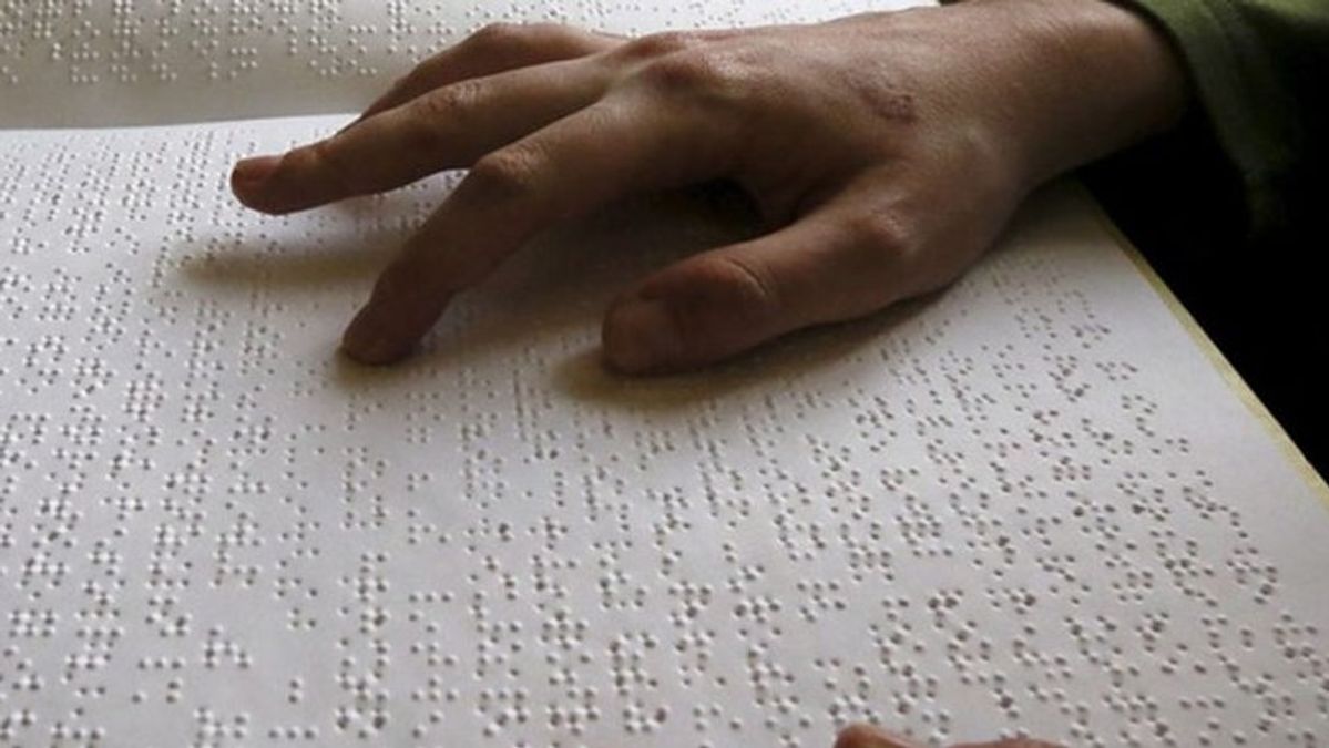 Principal of Balkh School for Blind and Deaf Students Dismissed After Complaints