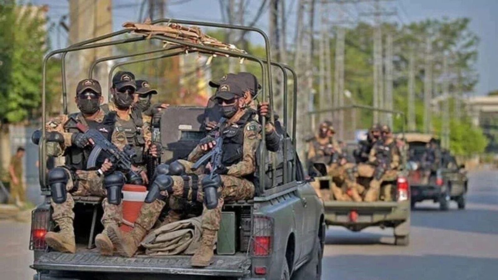 Gunmen Kill Two Federal Police Officers in Northwest Pakistan