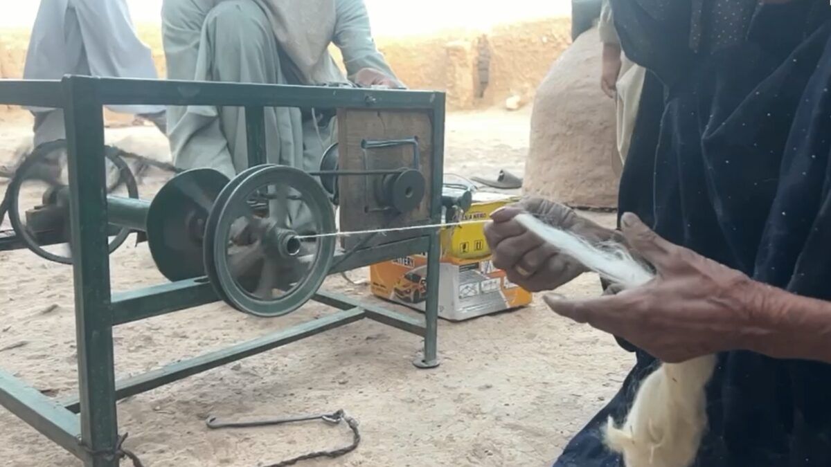 Wool Spinners in Zabul Report Sharp Decline in Business