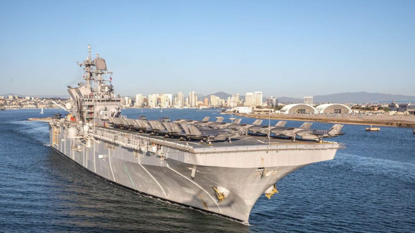 Pentagon deploys USS Tripoli and 2,500 Marines to Middle East amid Strait of Hormuz tensions