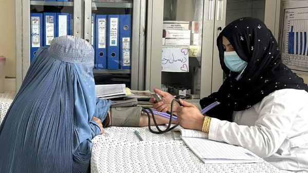 UN: Women's Access to Information and Health Services Reduces Pregnancy Risks
