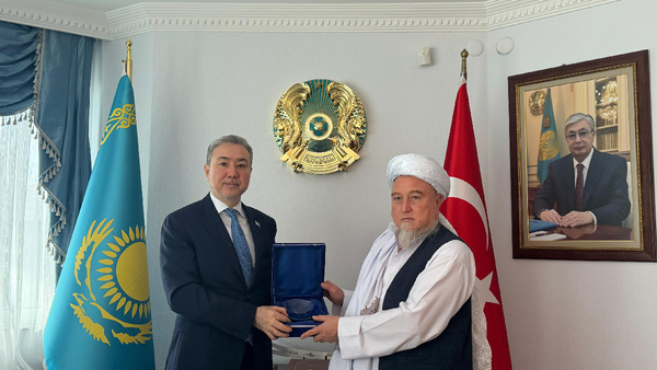 Islamic Emirate of Afghanistan Ambassador Meets Kazakh Counterpart in Ankara