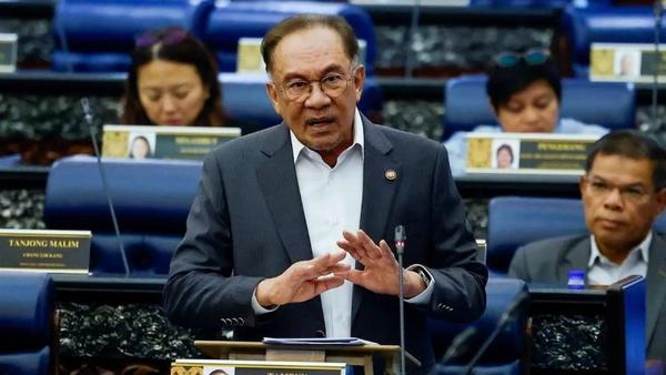 Malaysian PM Says Recognition of Taliban Government Hinges on Women's Rights, Education