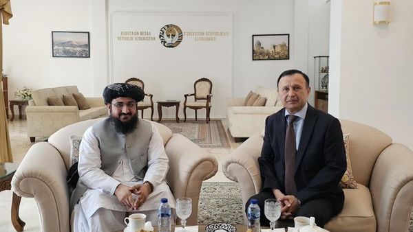 Islamic Emirate Ambassador in Jakarta Meets Uzbek Counterpart on Bilateral Ties