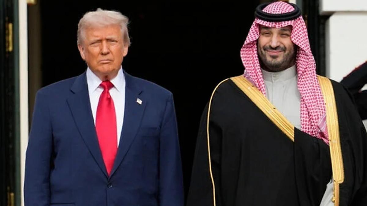 Saudi Crown Prince Urged Trump to Intensify Strikes Against Iran, New York Times Reports