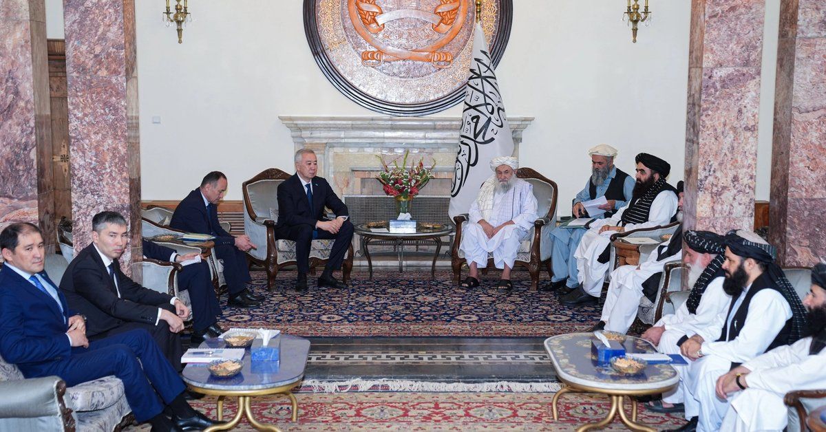 Kazakh Deputy Prime Minister Meets Taliban Prime Minister in Kabul