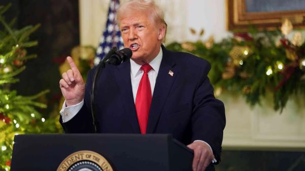Trump Says Agreement with Iran Possible but Warns of Military Action if Talks Fail
