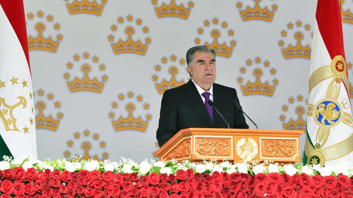 Tajik President Emomali Rahmon Returns to Dushanbe After Touristic and Therapeutic Trip