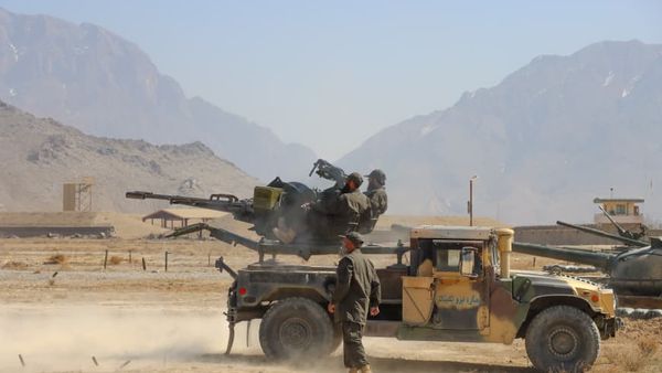 460 Personnel Graduate from Basic and Specialized Training at Abdullah bin Masud RA Military Command