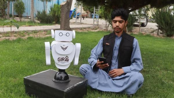Herat Youth Develops Voice- and Mobile-Controlled Smart Robot
