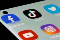 Facebook Faces Widespread Outage