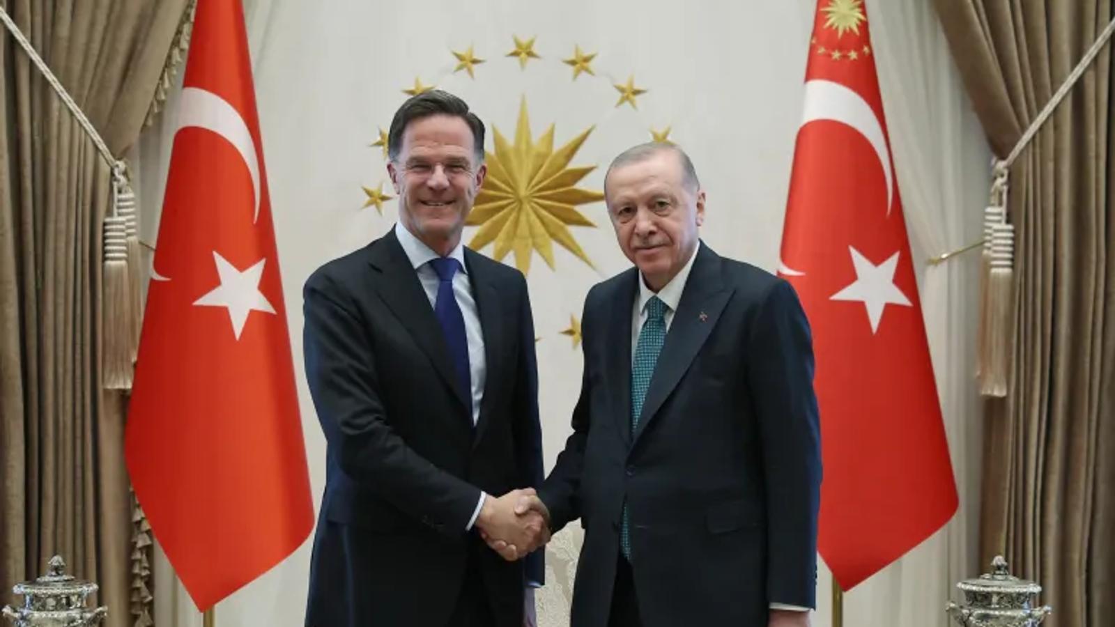 Turkey Works to Restart Russia-Ukraine Negotiations Amid Diplomatic Push