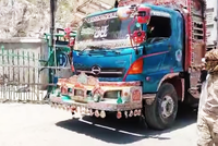 Empty Pakistani Containers Allowed to Pass Through Torkham