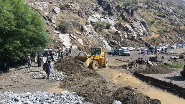 Ministry of National Defense Reopens Bamyan-Parwan-Kabul Main Road After Floods