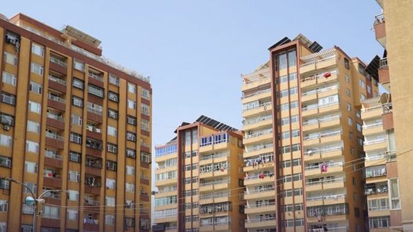 Residents of Kabul's Omar Gulistan Complex Face Eviction After Taliban Court Ruling