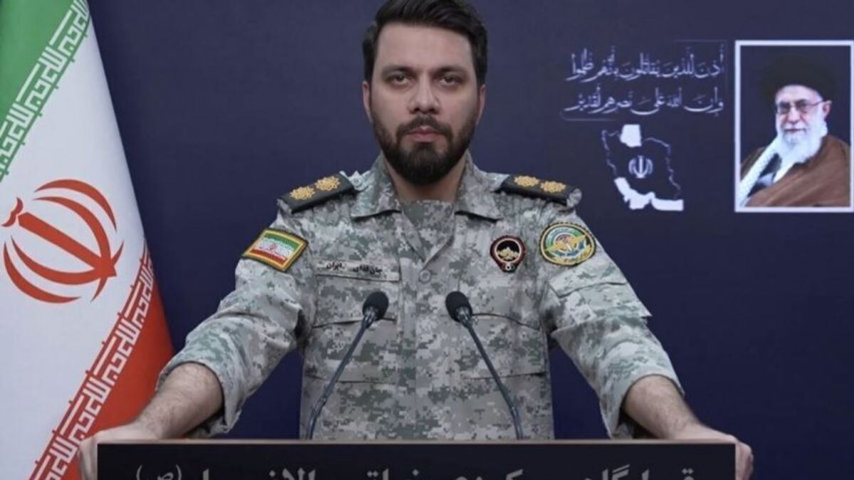 Trump Announces Successful U.S. Rescue of Downed Fighter Jet Crew in Iran; Iranian Official Claims Failure