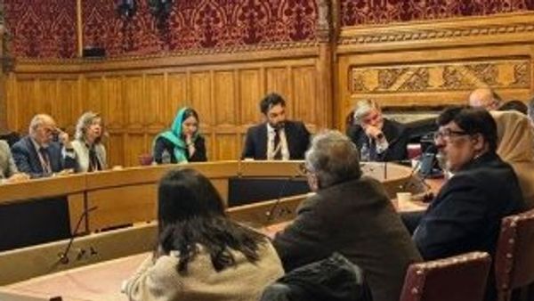 Taliban Opponents Call for Afghanistan's Political System to Be Based on People's Vote