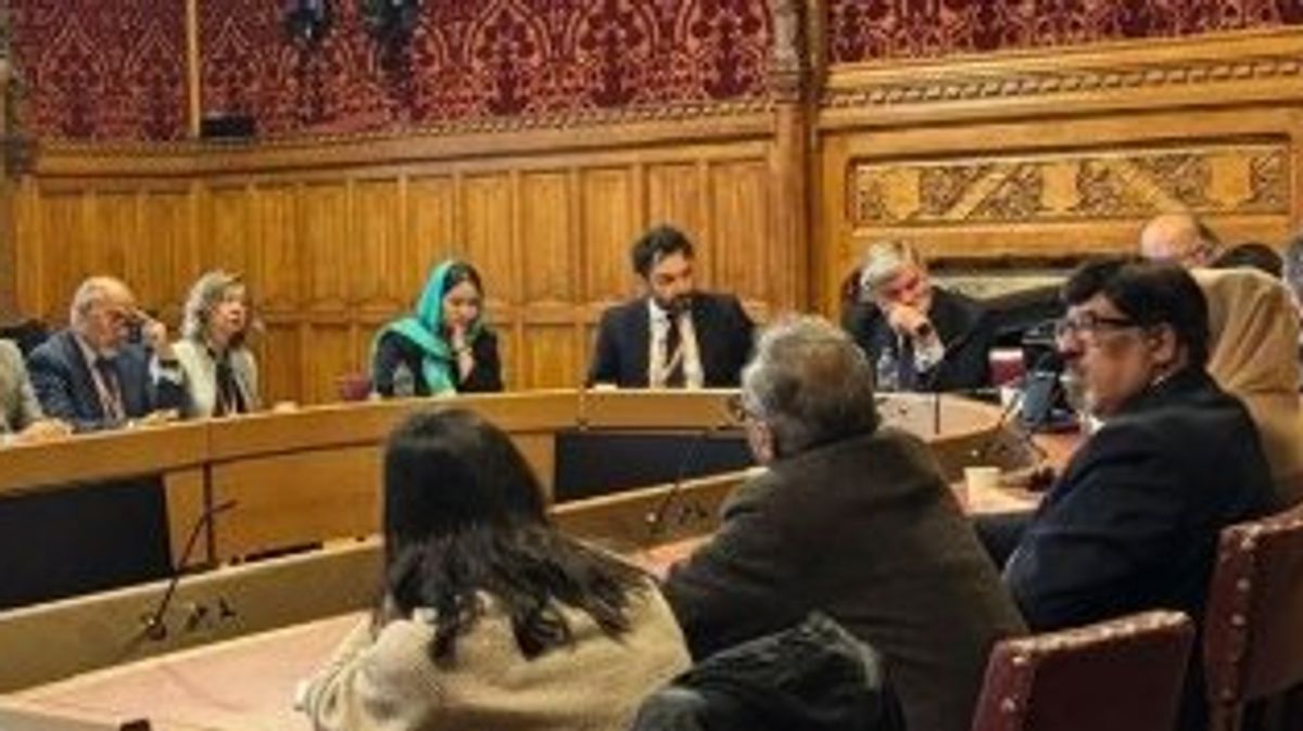 Taliban Opponents Call for Afghanistan's Political System to Be Based on People's Vote