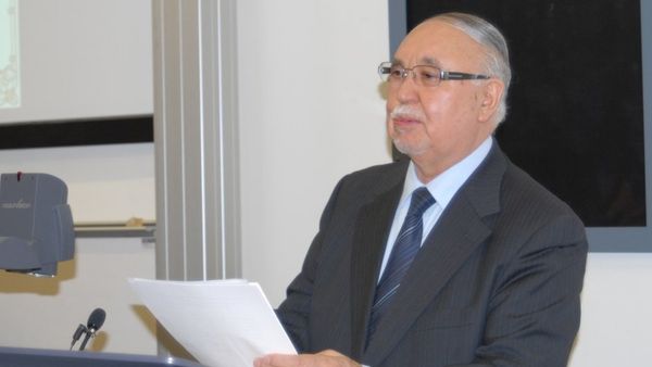 Sultan Ali Keshtmand, Afghanistan's First Hazara Prime Minister, Dies in London at 91