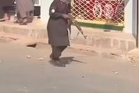 Taliban Forces Open Fire on Protesters in Herat Over Arrests of Women