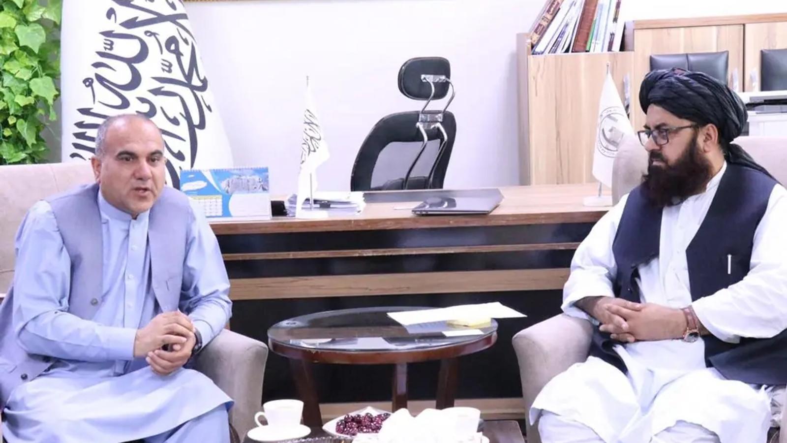 Head of Preservation of Jihadist Monuments Meets Roshan Telecom Representative