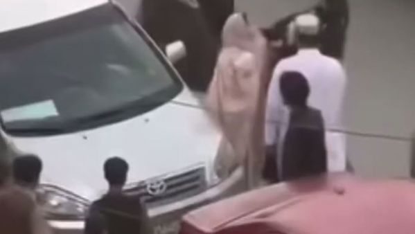 Video Circulates Showing Taliban Morality Police Beating Woman in Kabul