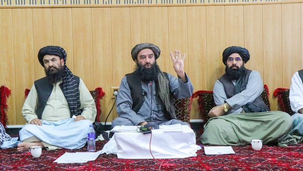Minister Noori: Islamic Emirate Emerged from People, Represents All Afghans