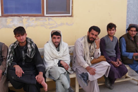 Pakistan Deports 220 Afghan Migrants and 398 Prisoners to Islamic Emirate During Eid