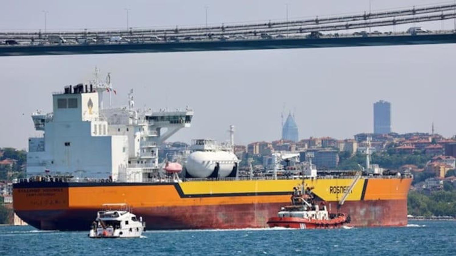 U.S. Grants India 30-Day Waiver to Buy Russian Oil Amid Iran Conflict Disruptions