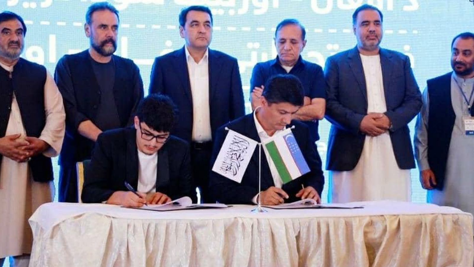 Taliban Announces Afghan and Uzbek Businessmen Signed Trade Agreements Worth $200 Million