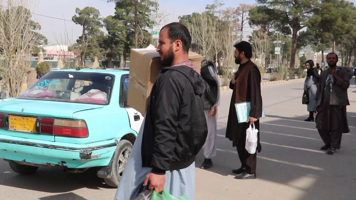 Herat Residents Report Public Transport Shortage After Rickshaw Ban