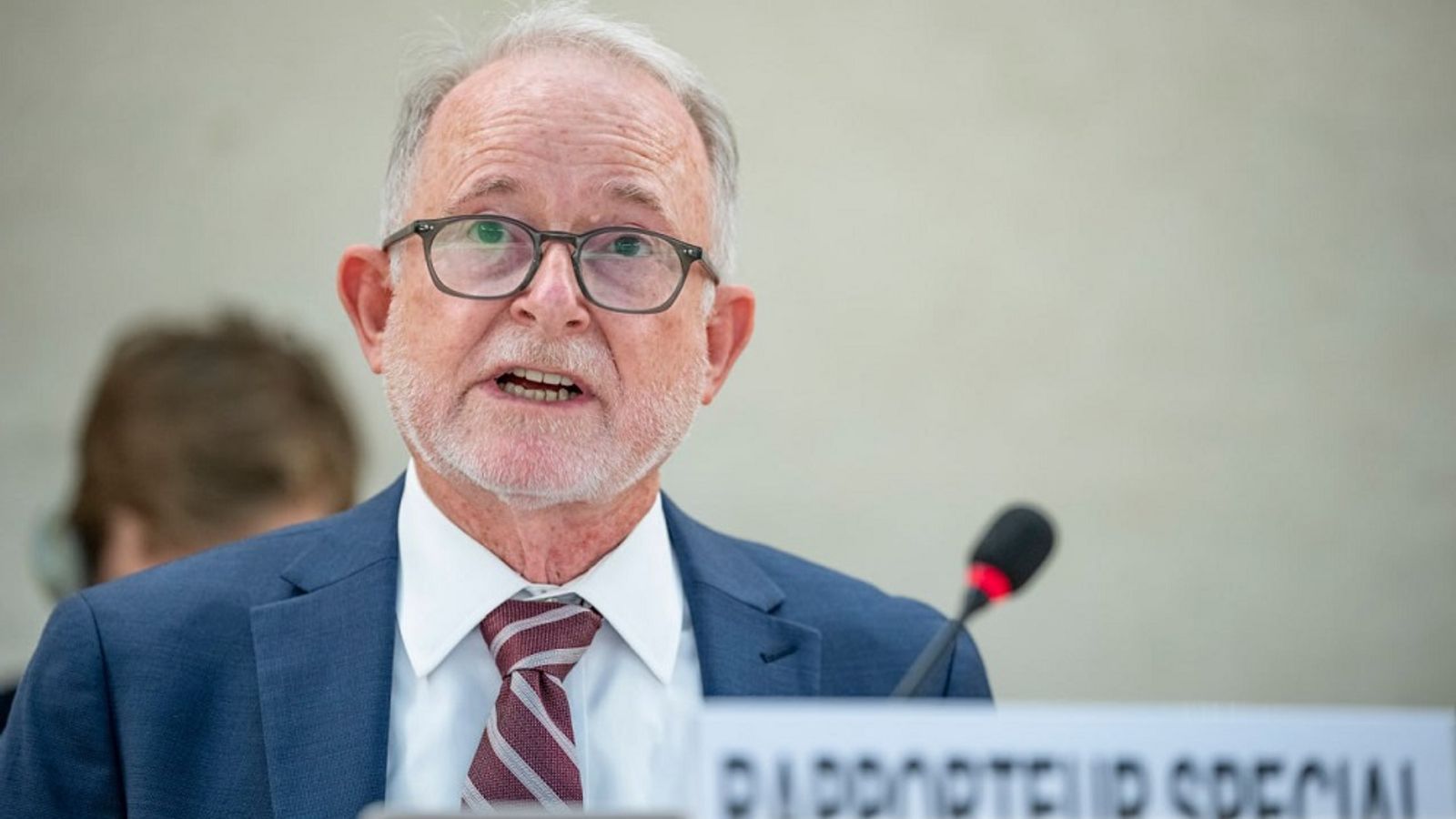 UN Special Rapporteur Bennett Criticizes Taliban Criminal Code for Institutionalizing Repression