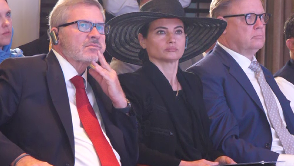 EU Chargé d'Affaires Says Education in Afghanistan Should Not Be Politicized