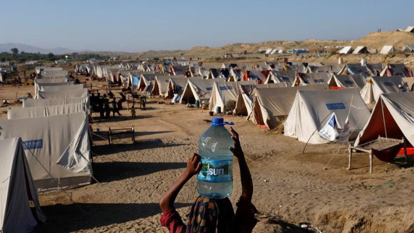 Pregnant Afghan Woman from Kunduz Dies at Pakistan Checkpoint