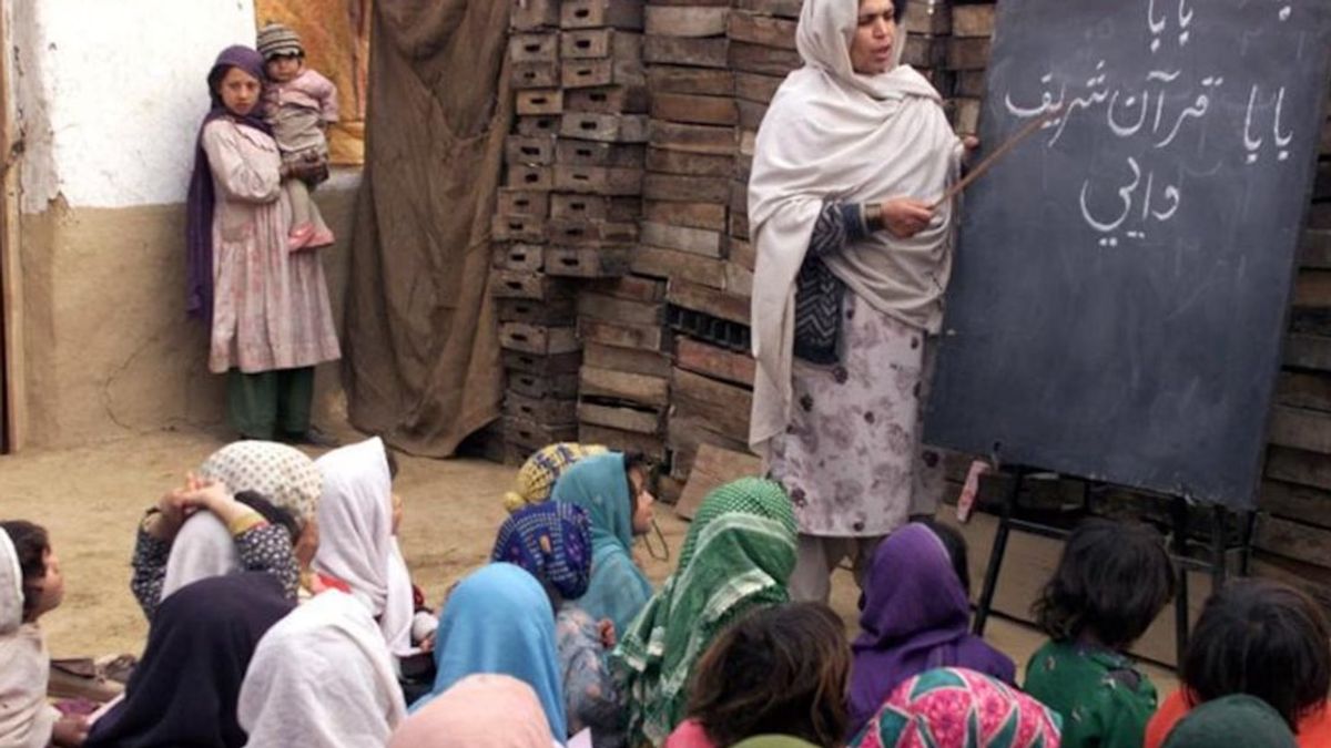 Women in Pakistan's Khyber Pakhtunkhwa Fear Spread of Taliban-Style Restrictions