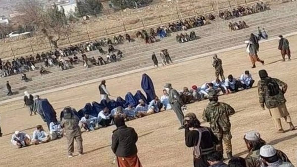 Taliban Flog 11 People in Three Provinces