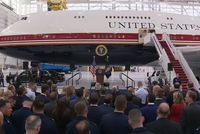Trump Displays Boeing 747 Gifted by Qatar at Exhibition