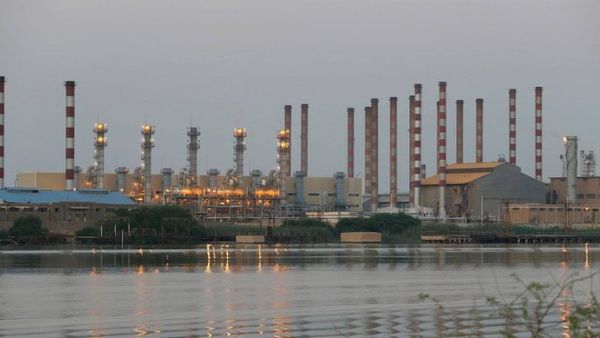 Oil Prices Fall to Three-Month Low After U.S.-Iran Preliminary Agreement