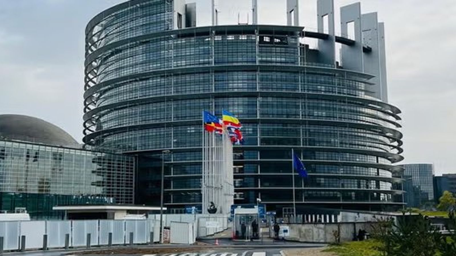 European Parliament Approves Resolution Urging Sanctions on Taliban Leaders