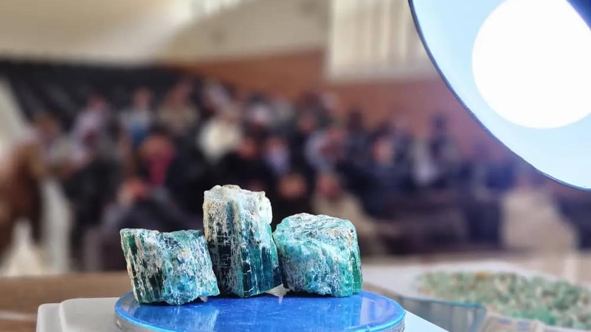 Over 3,000 Carats of Panjshir Emeralds Sold to Domestic Traders
