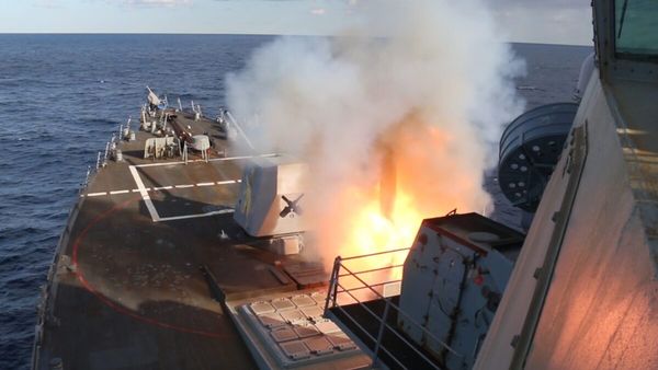 US Deploys Thousands More Marines to Middle East Amid War with Iran