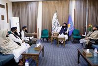 Mawlawi Abdul Kabir Meets Islamic Emirate Consul in Peshawar to Discuss Afghan Returnees' Challenges