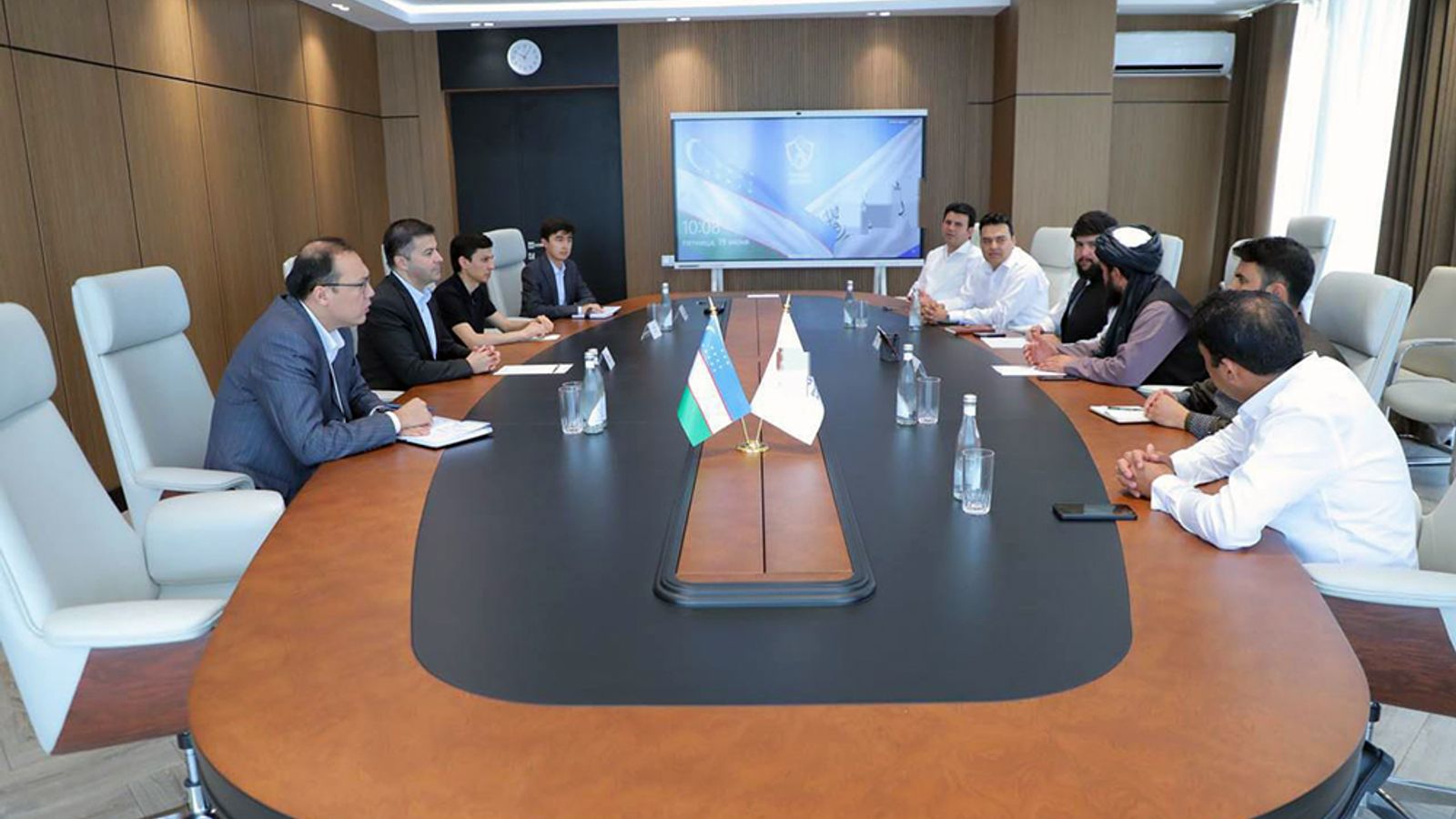 Afghan and Uzbek Officials Meet to Expand Pharmaceutical Cooperation